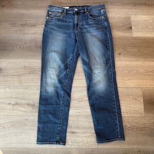 GAP Women’s Mid Rise Girlfriend Jeans size 29